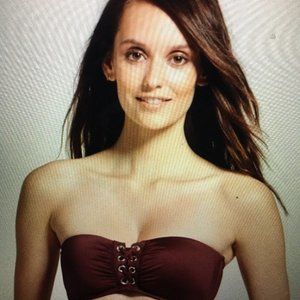 Women's Grommet Bandeau Bikini Top, Raisin Wine / Maroon. Size ~ SMALL.  NWT!!